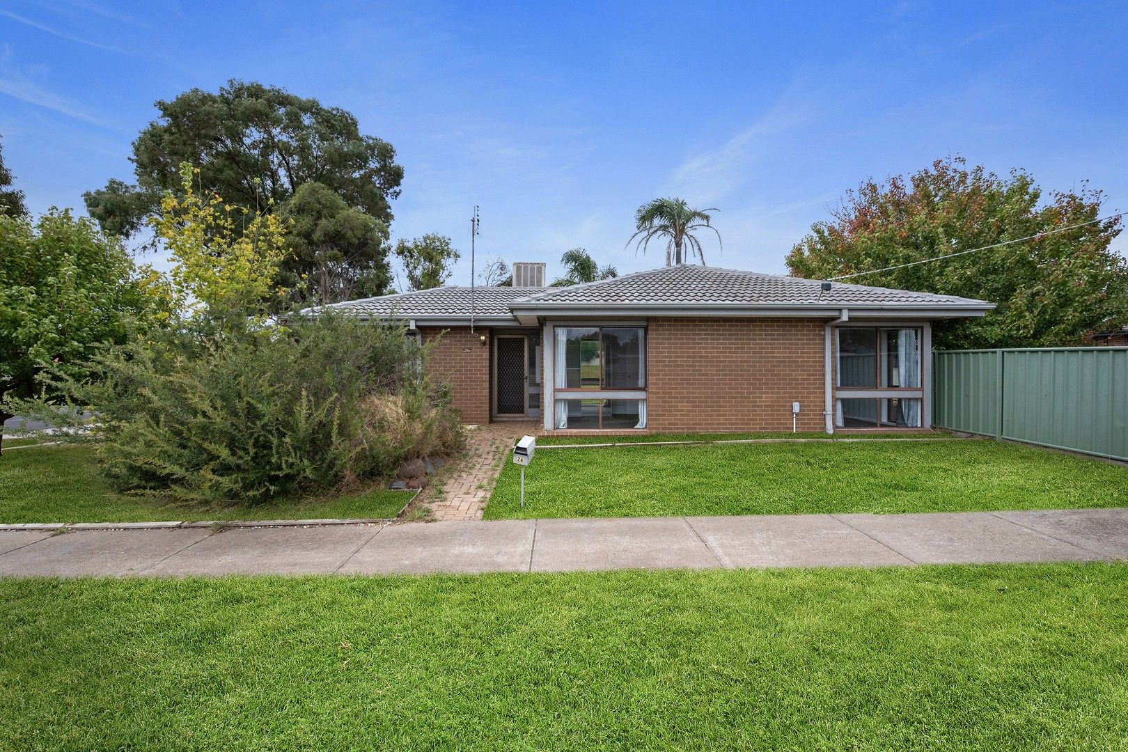 3 bedrooms House in 26 Humboldt Drive LONG GULLY VIC, 3550