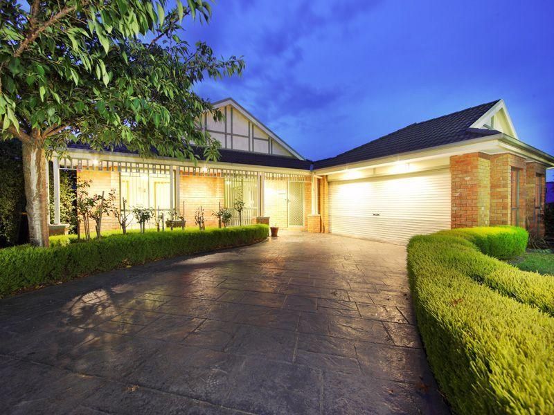 15 Manor Drive, Frankston South Property History & Address Research