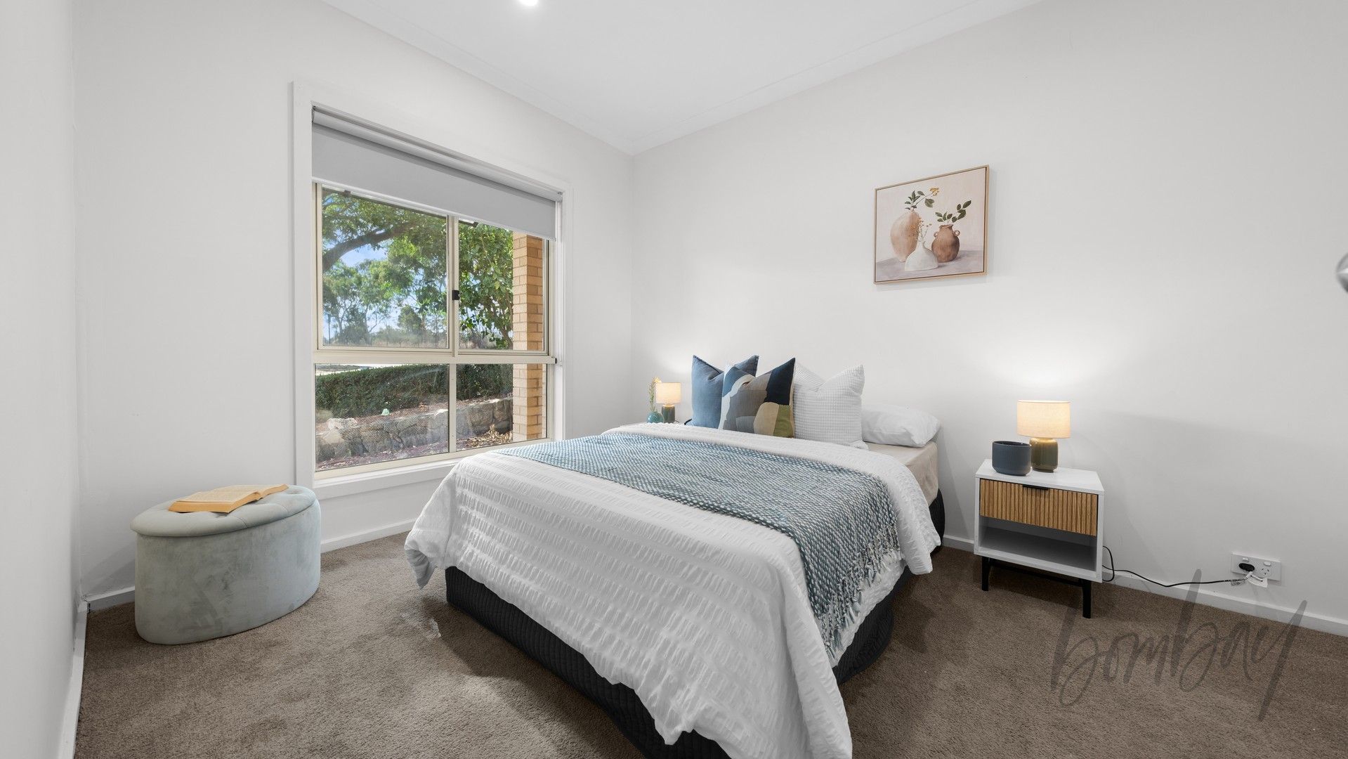 5 bedrooms House in 32 Waterlily Drive EPPING VIC, 3076
