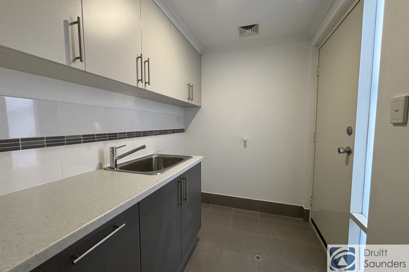 Additional image 10 of 24 Phillips Grove, Innaloo WA 6018