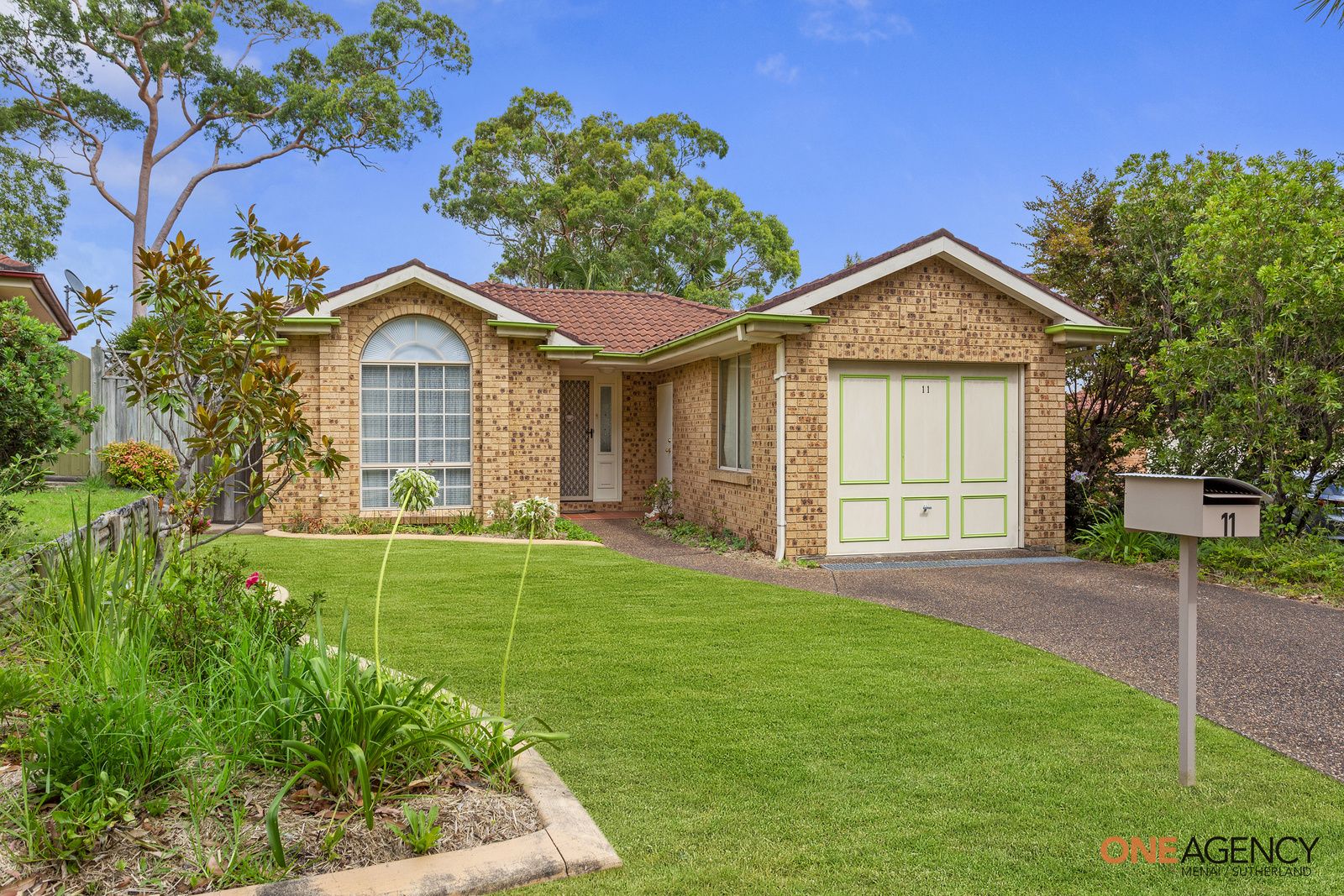 11 Allen Place, Menai NSW 2234, Image 0