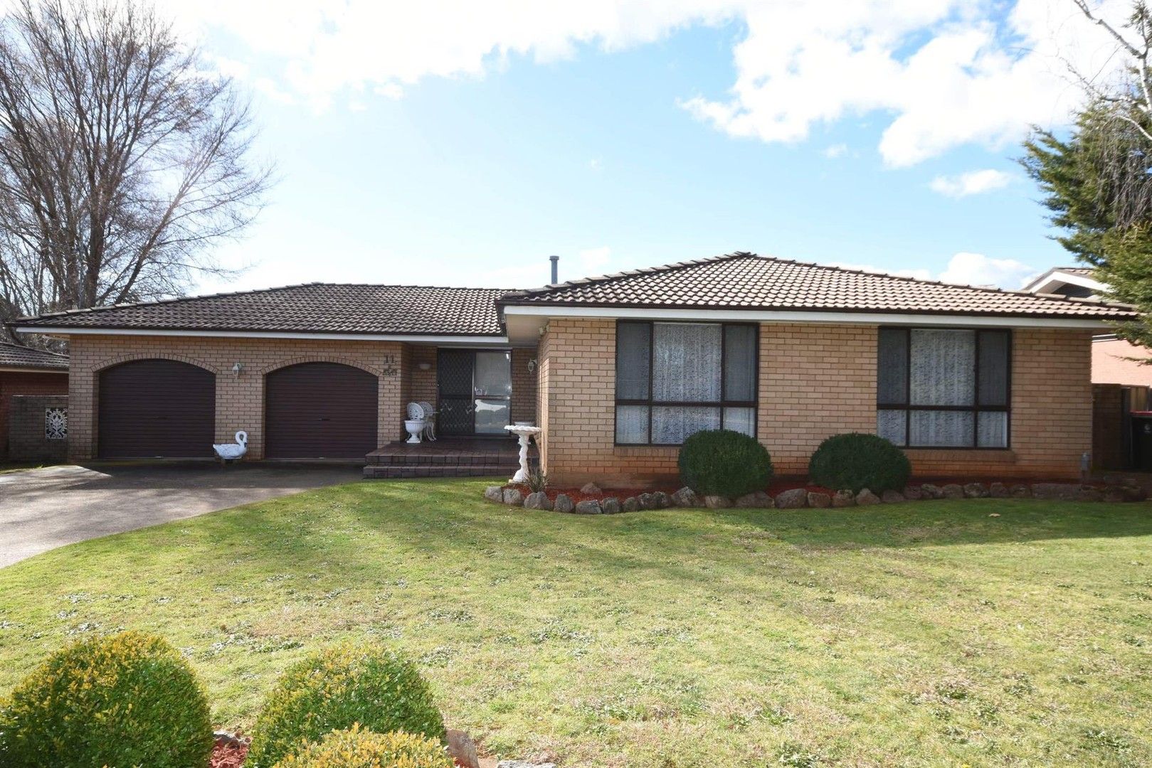 3 bedrooms House in 11 Matthews Avenue ORANGE NSW, 2800