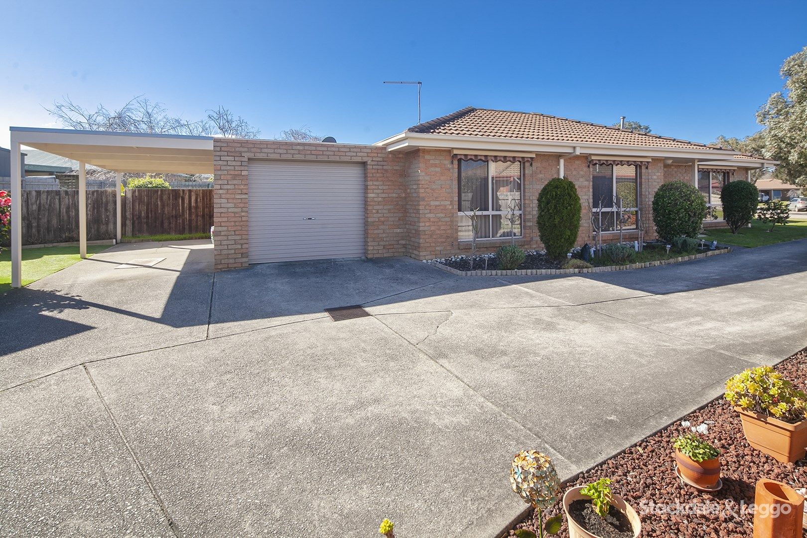 1/3 Albyn Close, Pakenham VIC 3810, Image 0