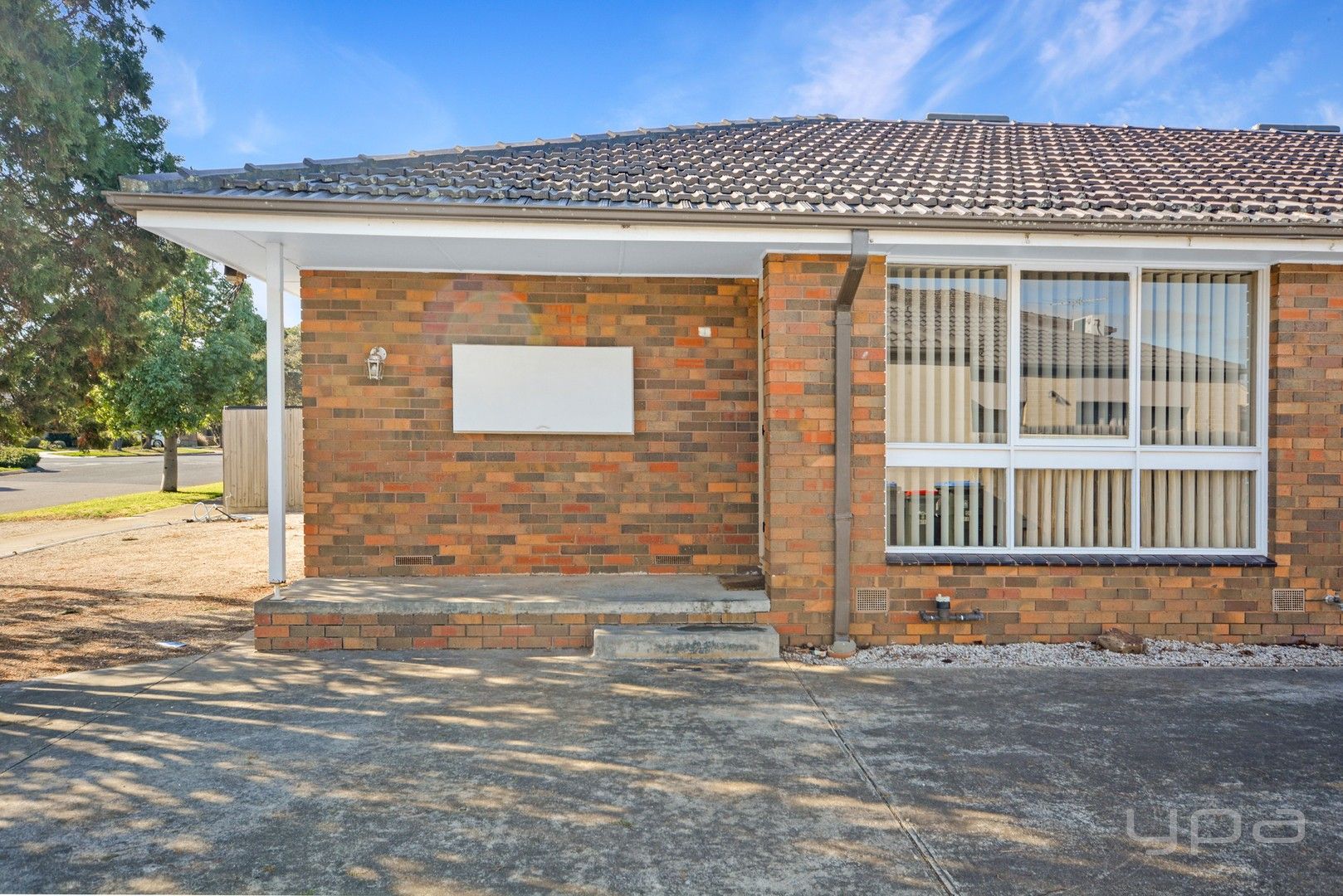 2 bedrooms Apartment / Unit / Flat in 1/11b Edgar Street WERRIBEE VIC, 3030