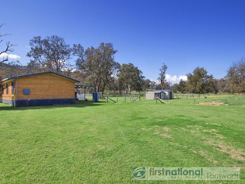 4 Duncan Street, Woolomin NSW 2340, Image 2