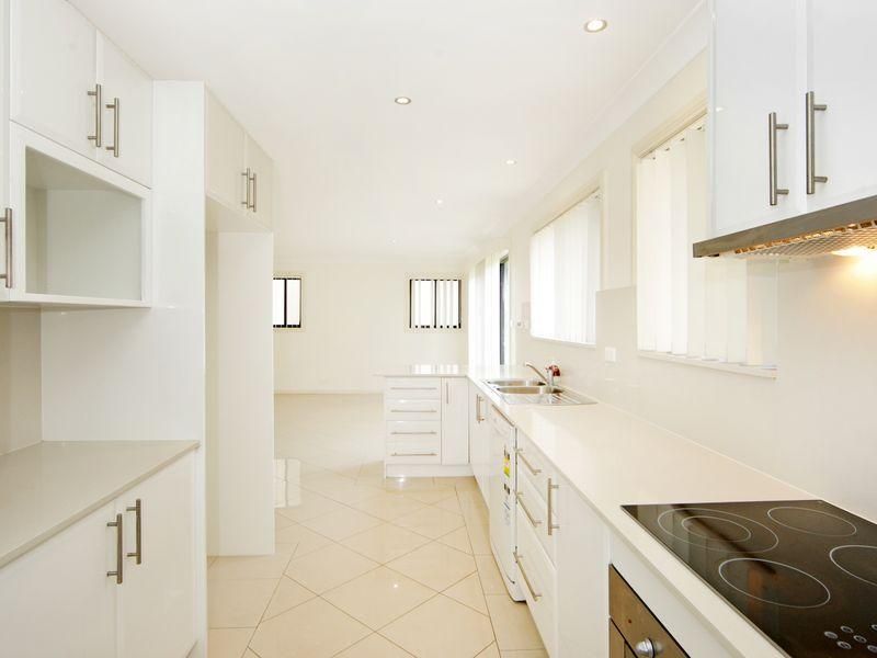 2/14 Oaks Avenue, LONG JETTY NSW 2261, Image 1