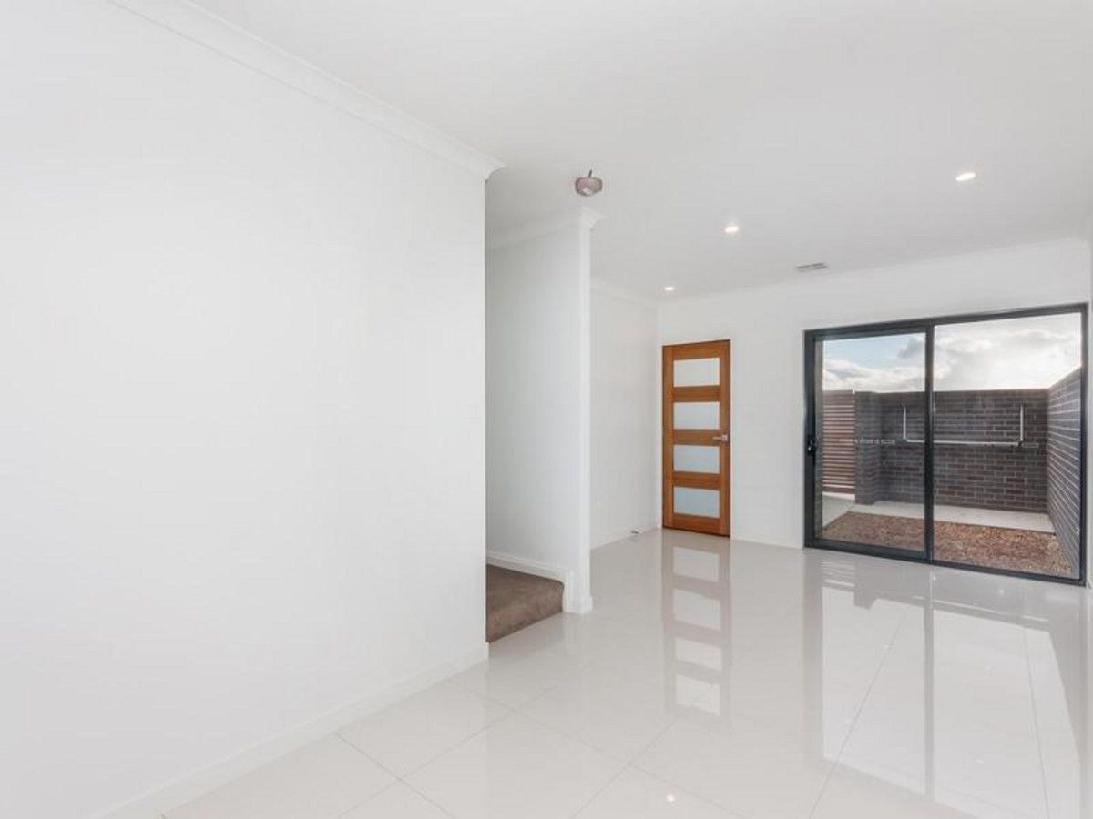 31/2 Rouseabout Street, Lawson ACT 2617, Image 1