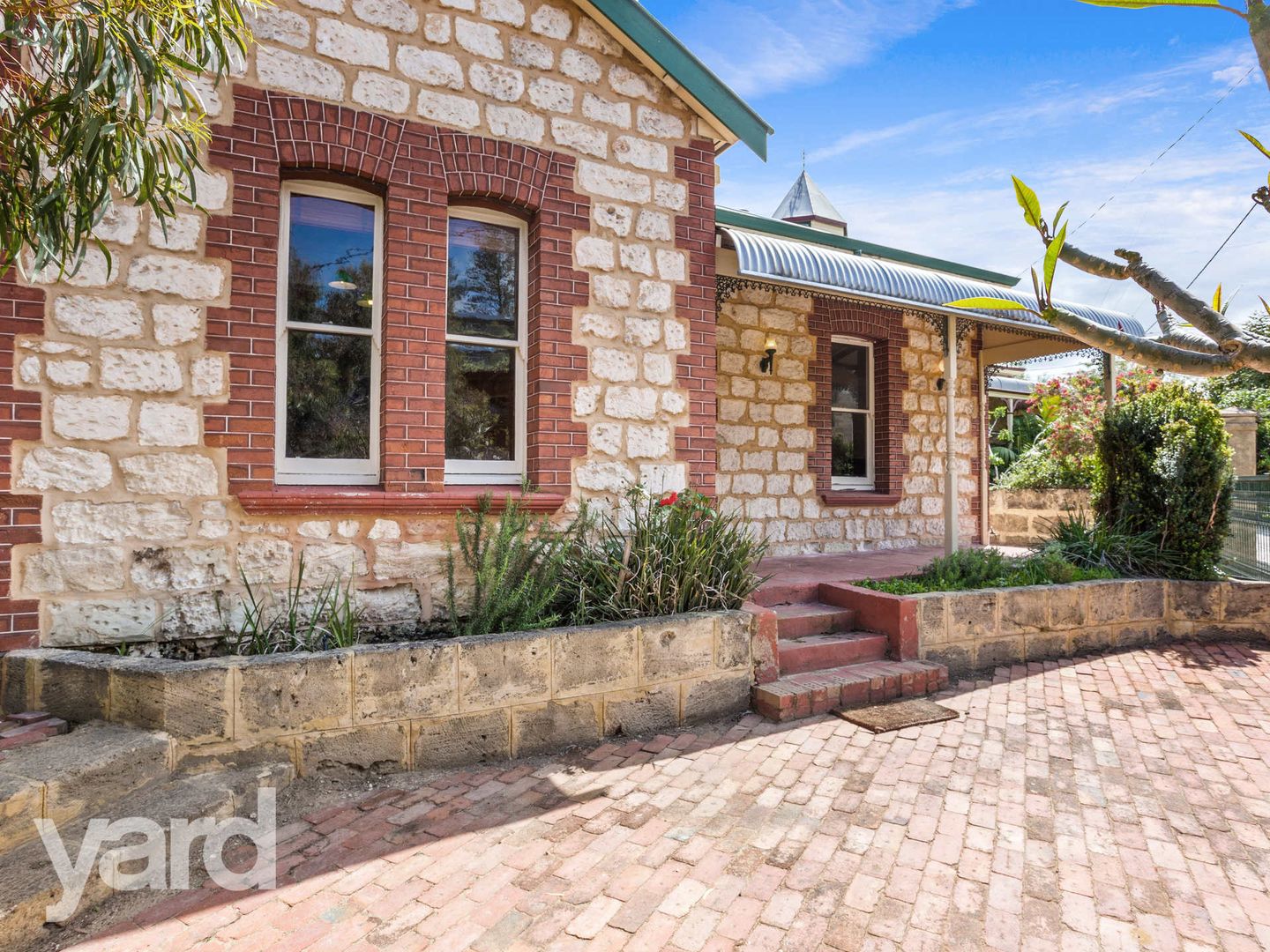 26 Harvest Road, North Fremantle WA 6159, Image 2