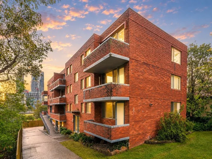 1/3 Stewart Street, Parramatta NSW 2150