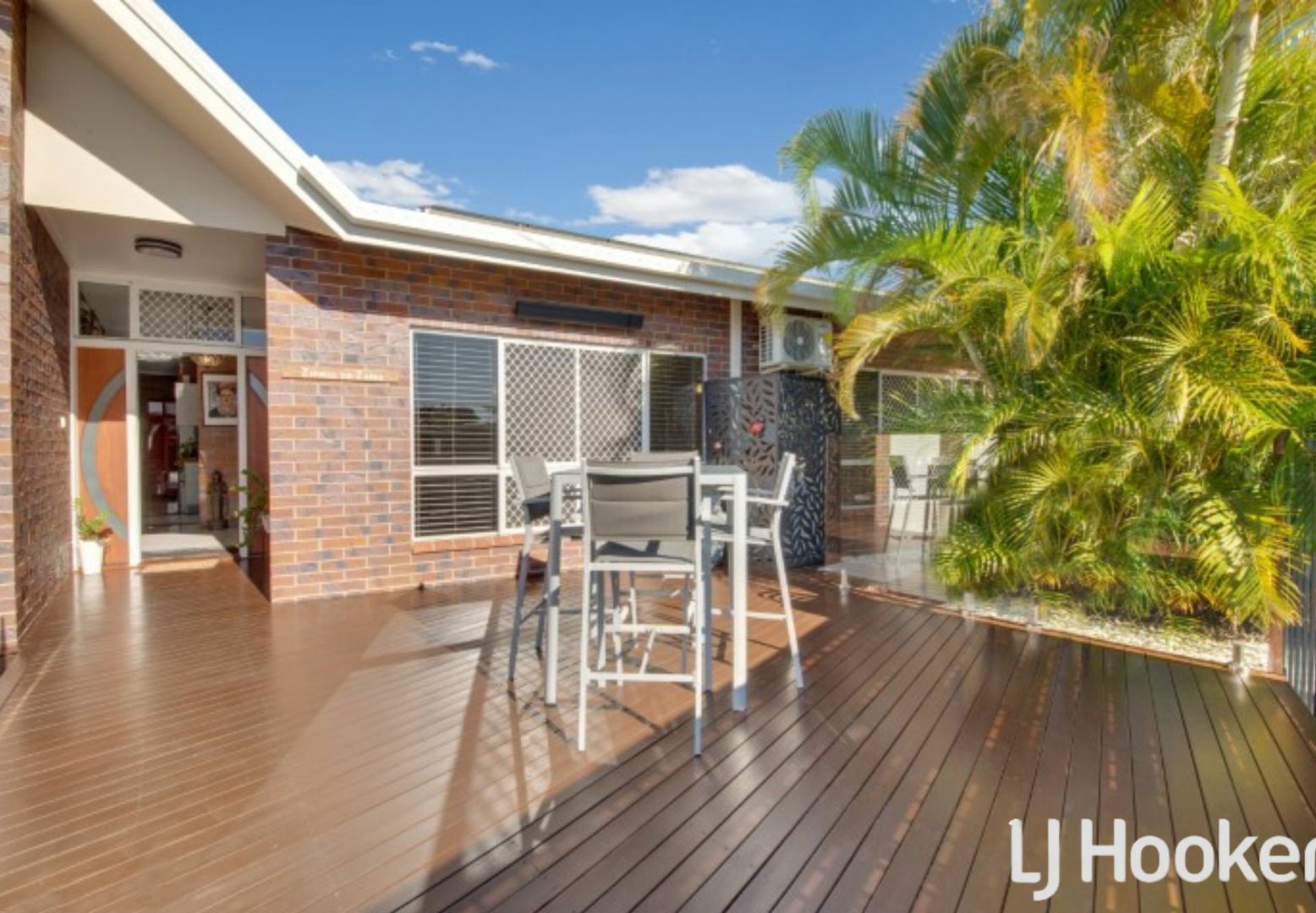 1 Zamia Court, Clinton QLD 4680, Image 2