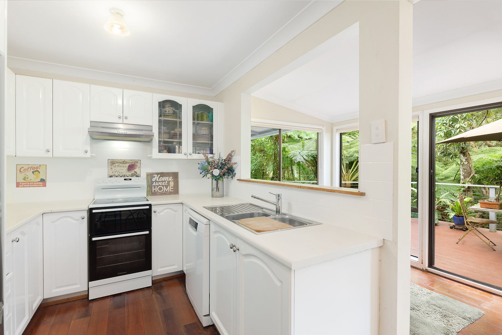 9 Palmgrove Place, North Avoca NSW 2260, Image 1