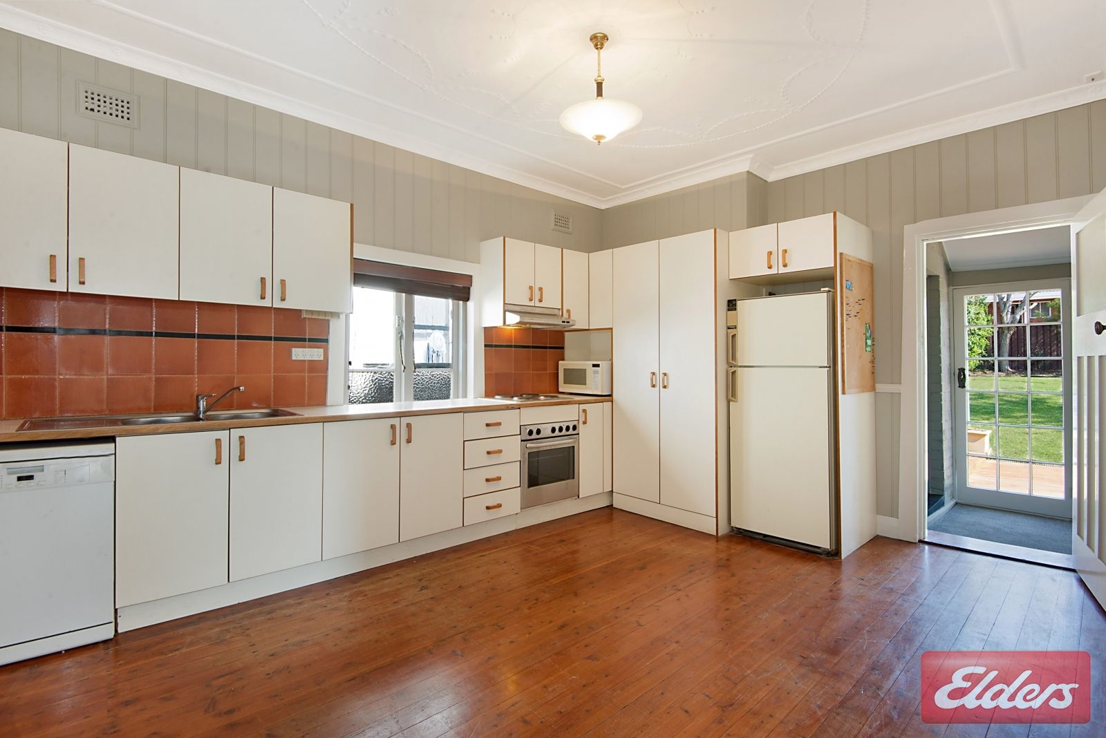 6 Rowley Street, Pendle Hill NSW 2145, Image 1