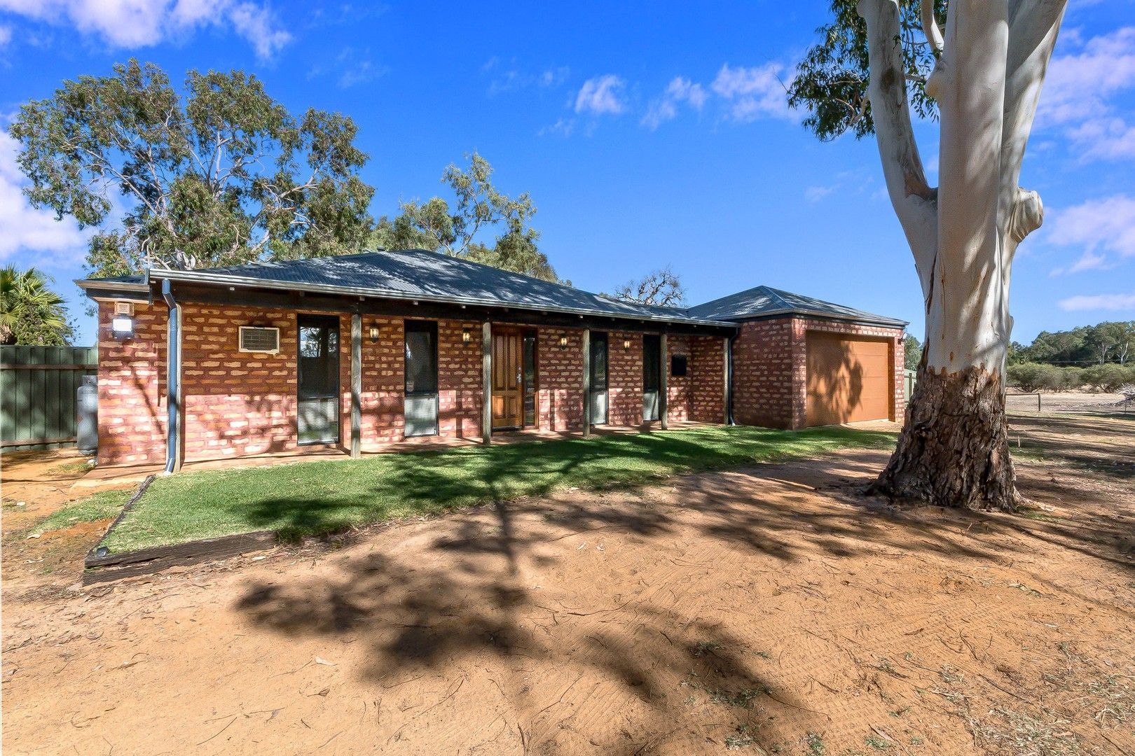 30 Swamp Rd, Forrestdale WA 6112, Image 0