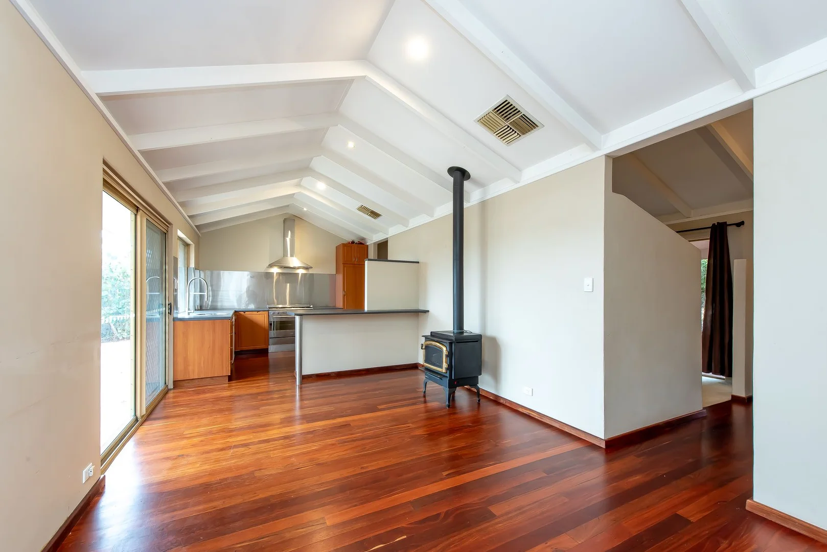 Additional image 7 of 30 Aerolite Way, Beldon WA 6027