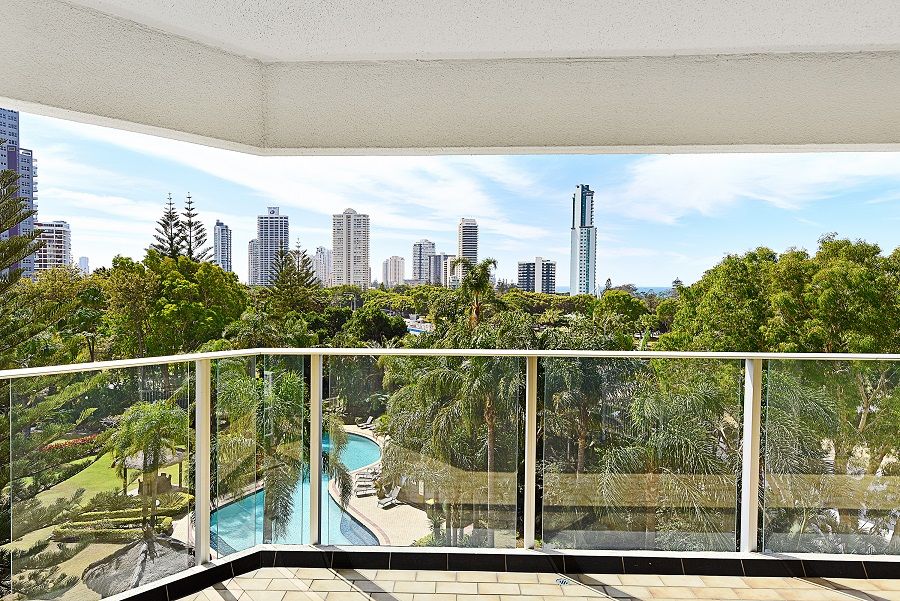 21/2 Admiralty Drive, Surfers Paradise QLD 4217