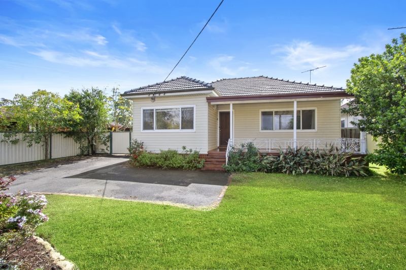 4 bedrooms House in 45 Hawkesbury Valley Way WINDSOR NSW, 2756