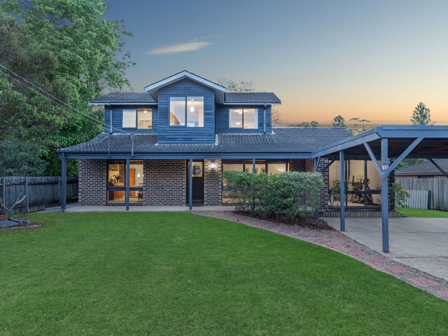 5 bedrooms House in 15 Neridah Avenue MOUNT COLAH NSW, 2079