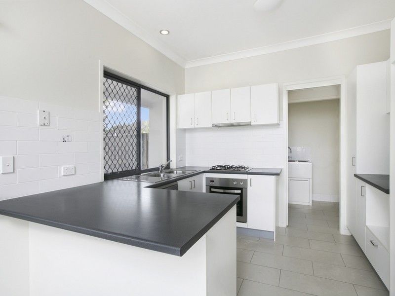 2/333 Stanley Road, Carina QLD 4152, Image 2