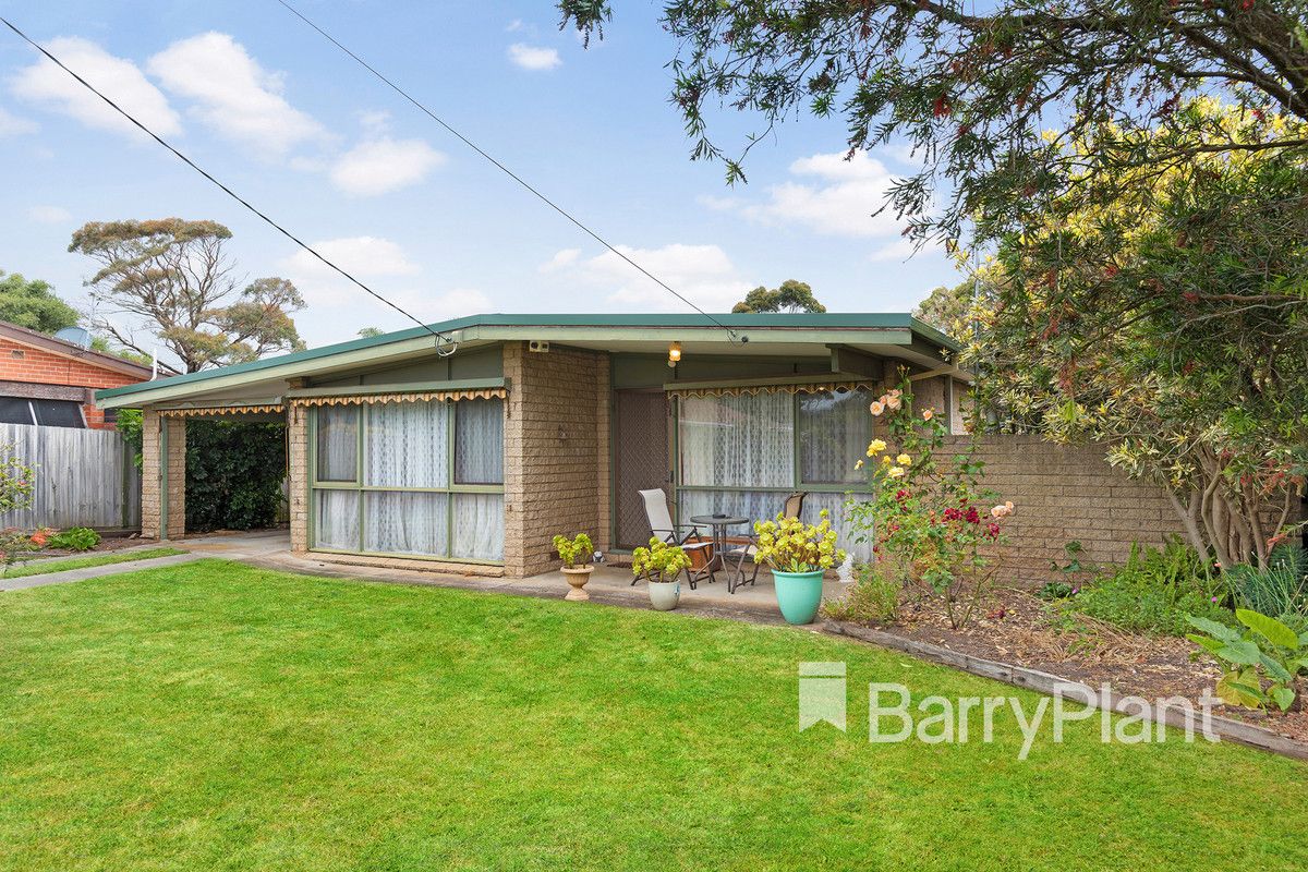 3 bedrooms House in 32 Illaroo Street CAPEL SOUND VIC, 3940