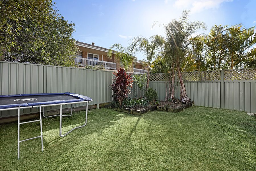 1/105a Yathong Road, Caringbah NSW 2229, Image 2