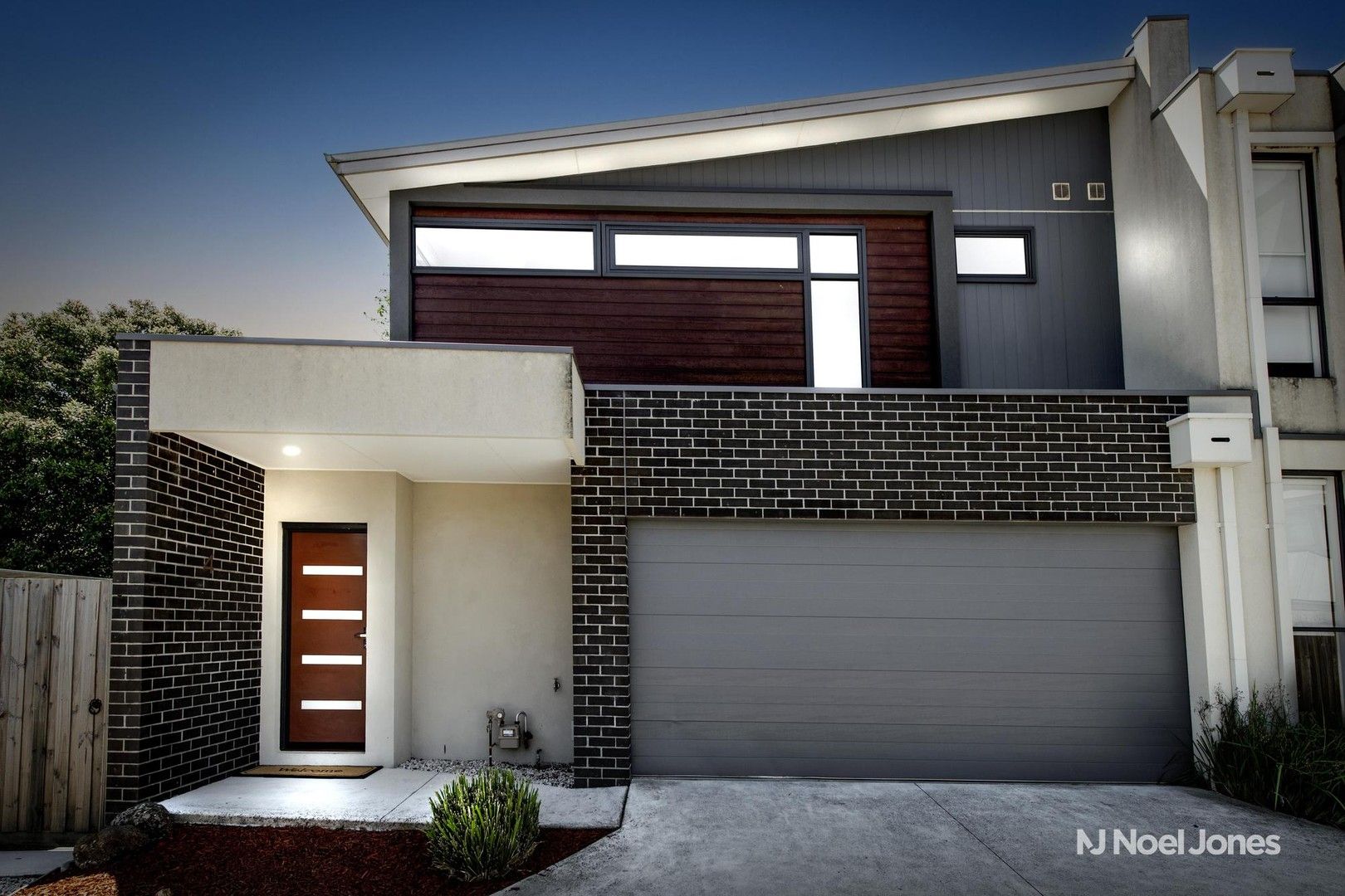 3 bedrooms Townhouse in 4 Isabella Place KILSYTH VIC, 3137