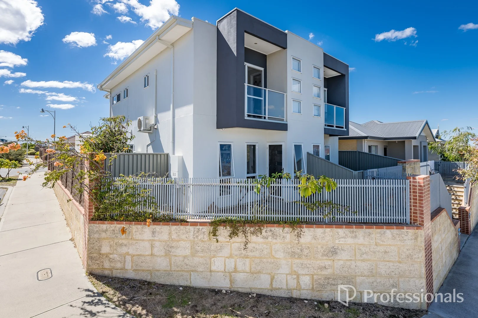 1/77 Aviator Boulevard, Clarkson WA 6030
