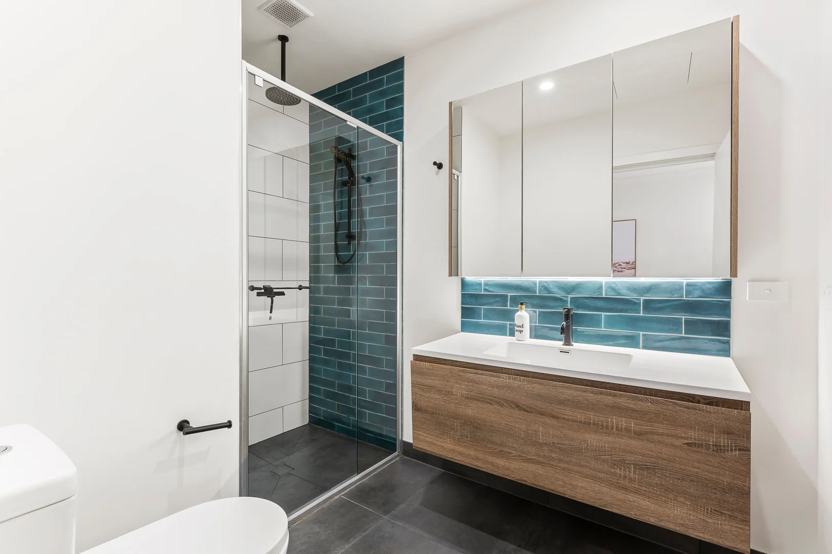 Additional image 8 of 41 Glade Avenue, Altona North VIC 3025