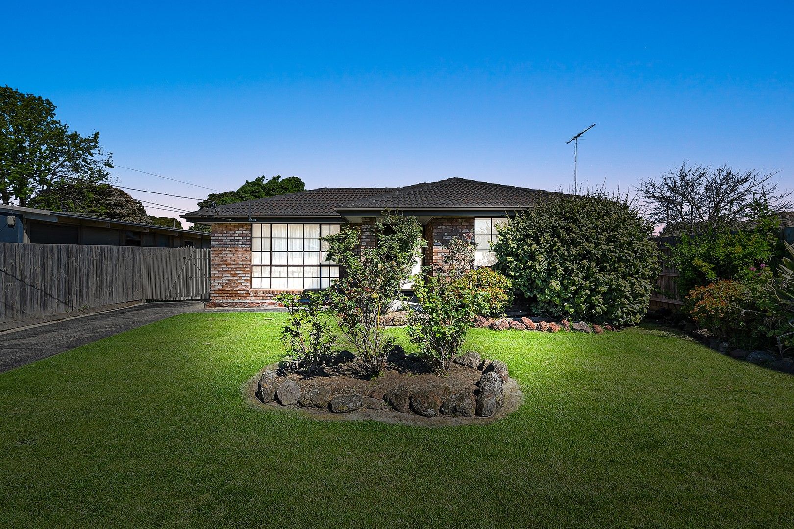 2 Curtis Court, Cranbourne VIC 3977, Image 0