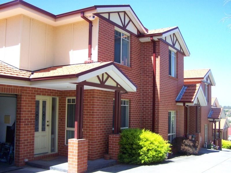 3 bedrooms Townhouse in 4/58 Darebin Street HEIDELBERG VIC, 3084