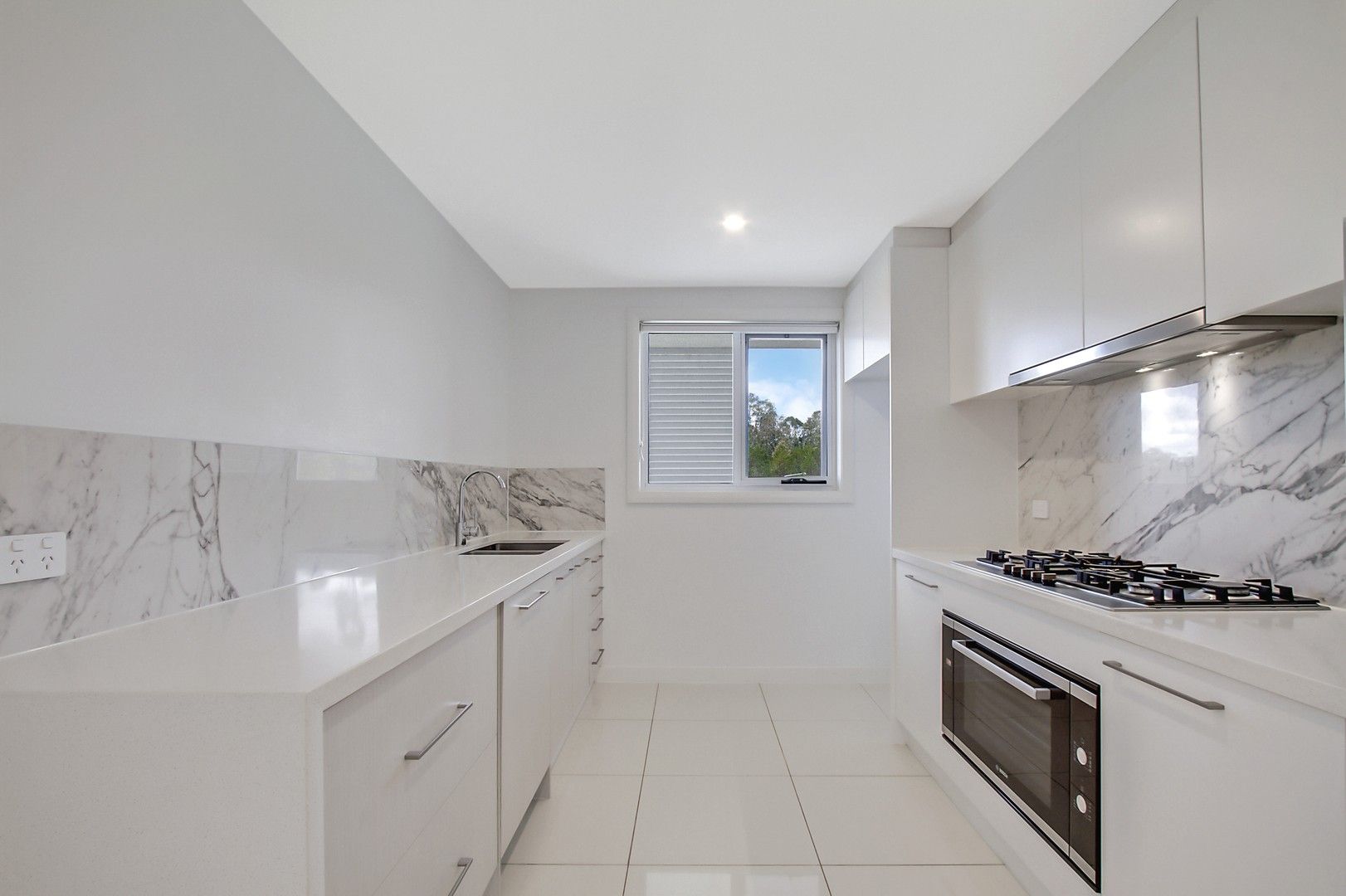 3 bedrooms Apartment / Unit / Flat in 21/23 Regent Honeyeater Grove NORTH KELLYVILLE NSW, 2155