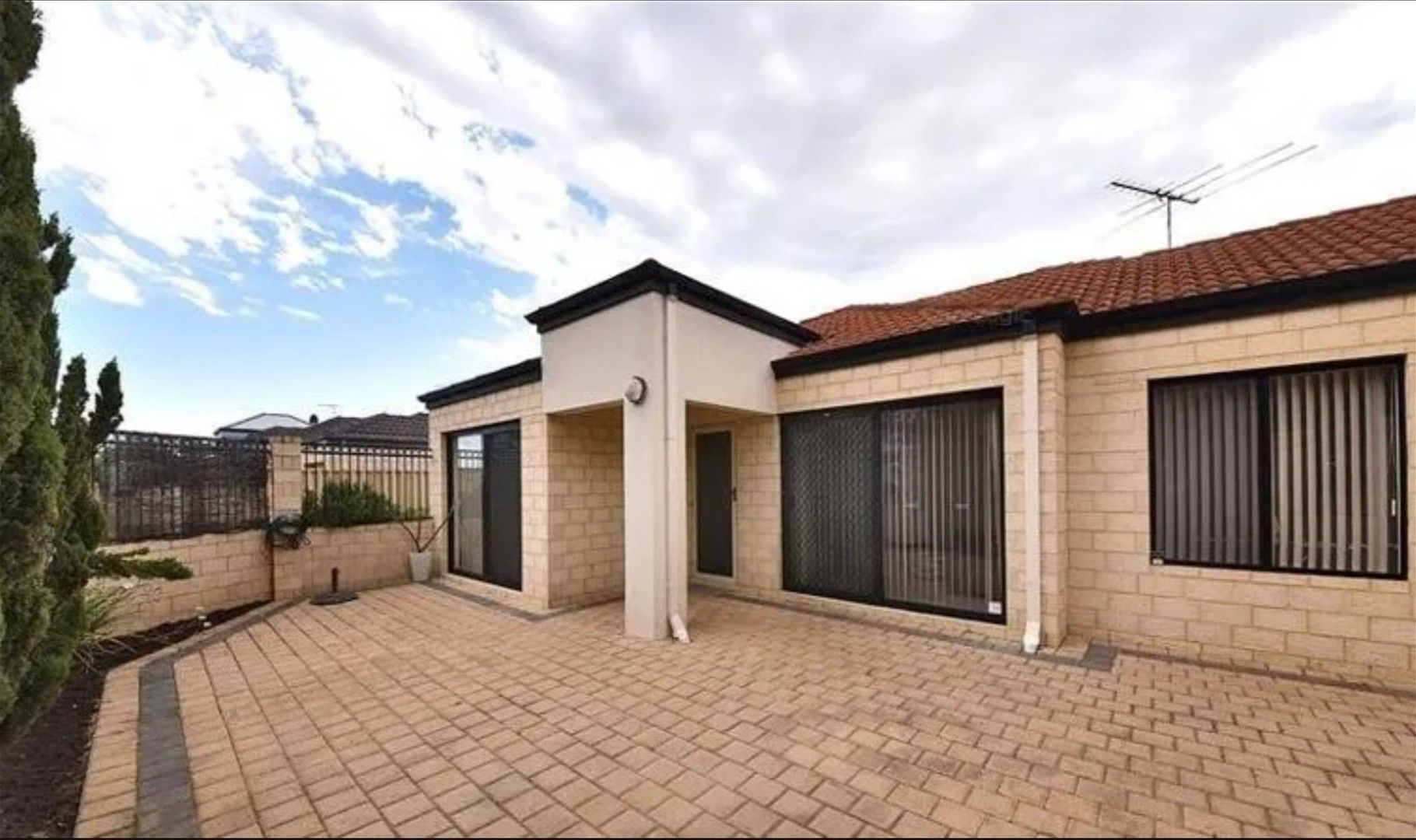 3 bedrooms Apartment / Unit / Flat in 25A Collier Ave BALCATTA WA, 6021