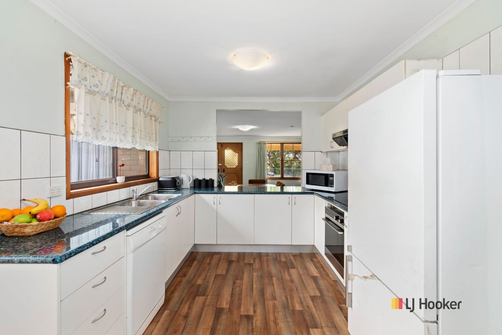 14 Calga Crescent, Catalina NSW 2536, Image 1