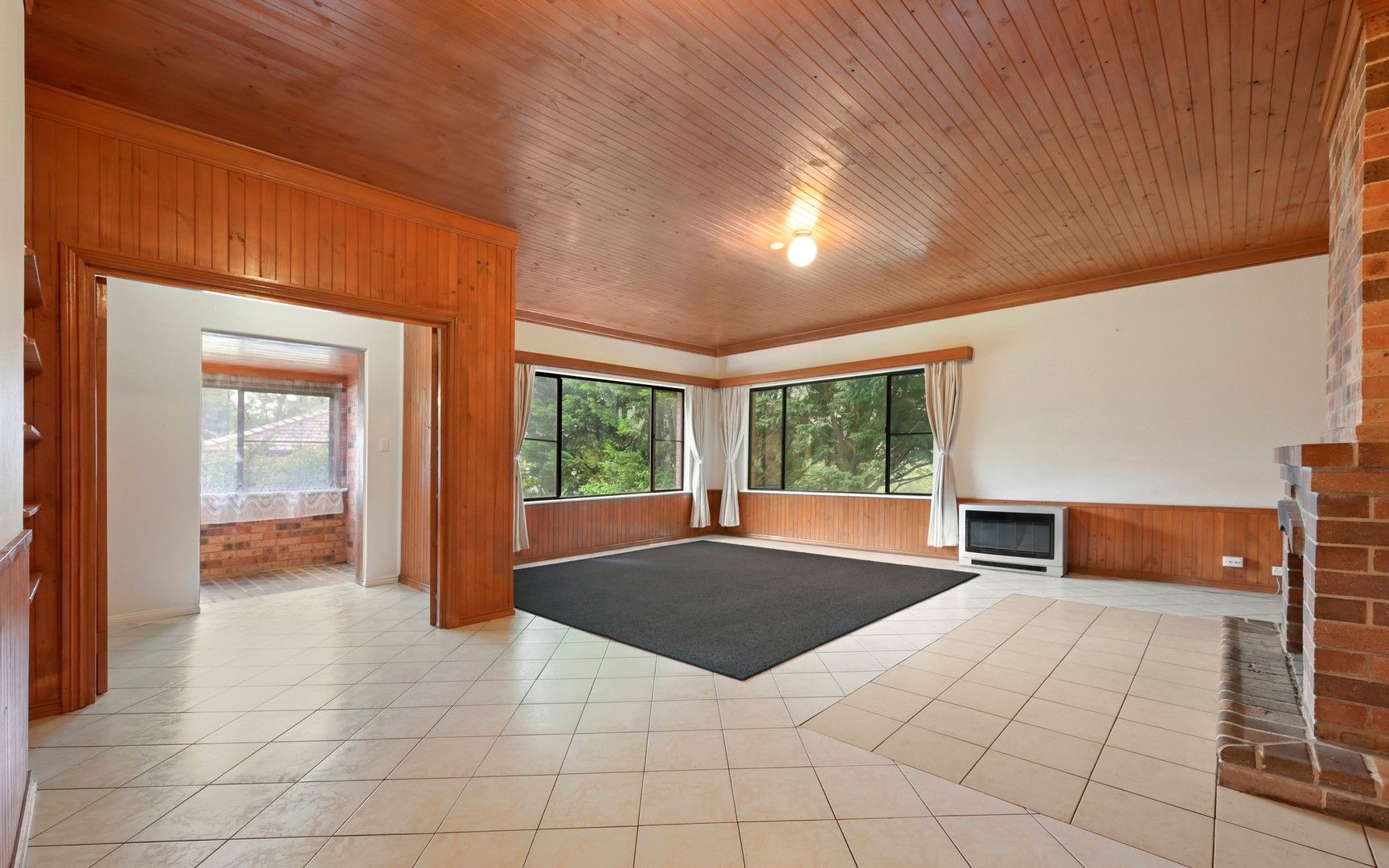 3 bedrooms Duplex in 1/56 Third Avenue KATOOMBA NSW, 2780