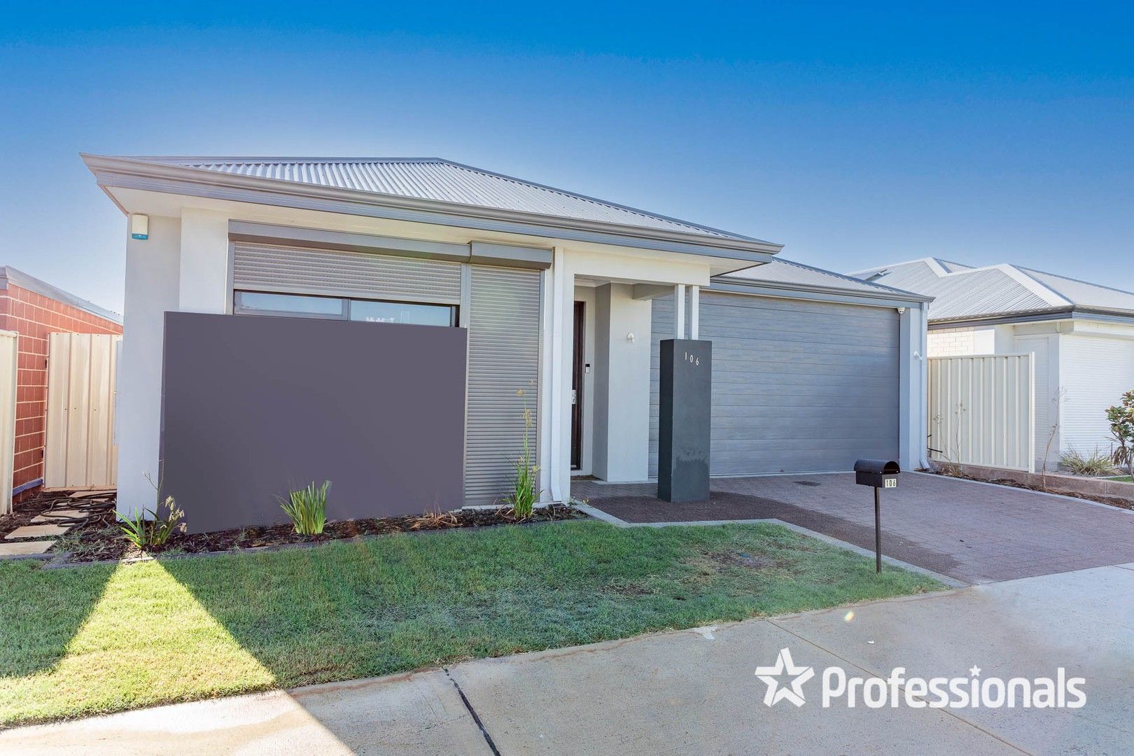 4 bedrooms House in 106 Verdant Crescent SEVILLE GROVE WA, 6112