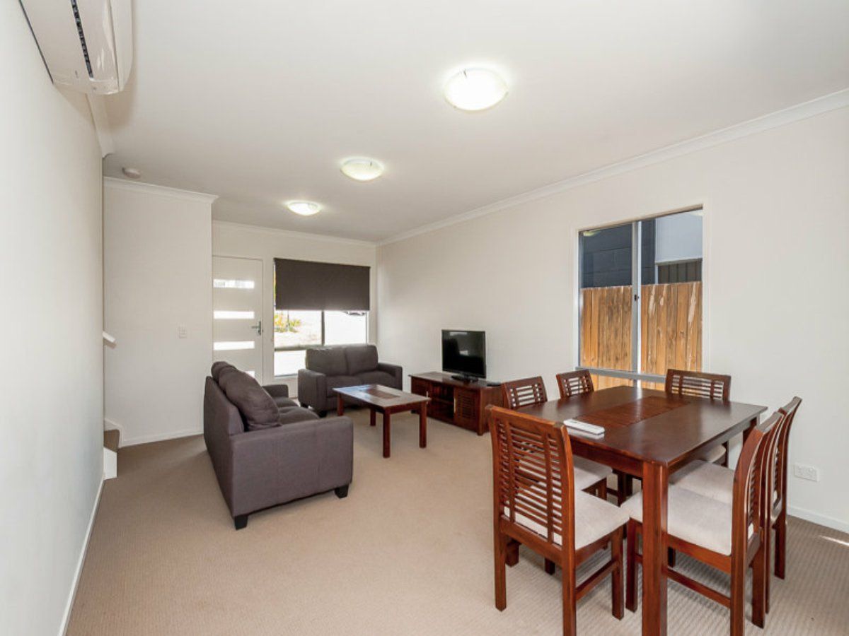 32/2 Ringuet Close, Glen Eden QLD 4680, Image 2