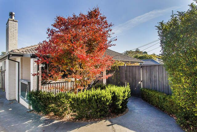 3 bedrooms House in 1/168 Bayswater Road CROYDON SOUTH VIC, 3136