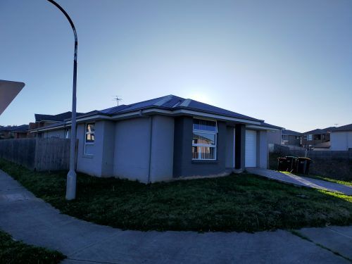4 bedrooms House in 90 Hartlepool Road EDMONDSON PARK NSW, 2174