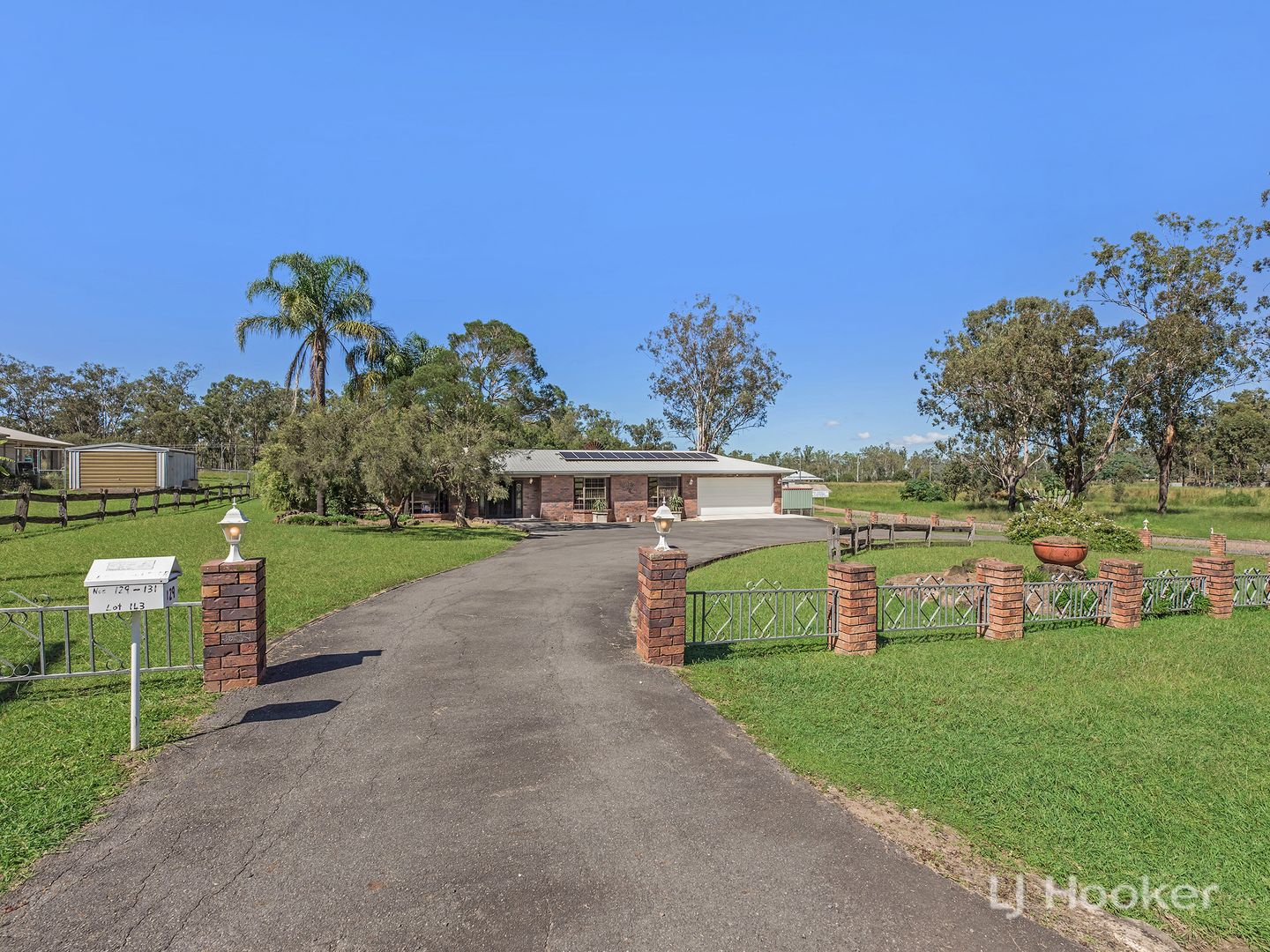 129 Adelong Ave, Thagoona QLD 4306, Image 1