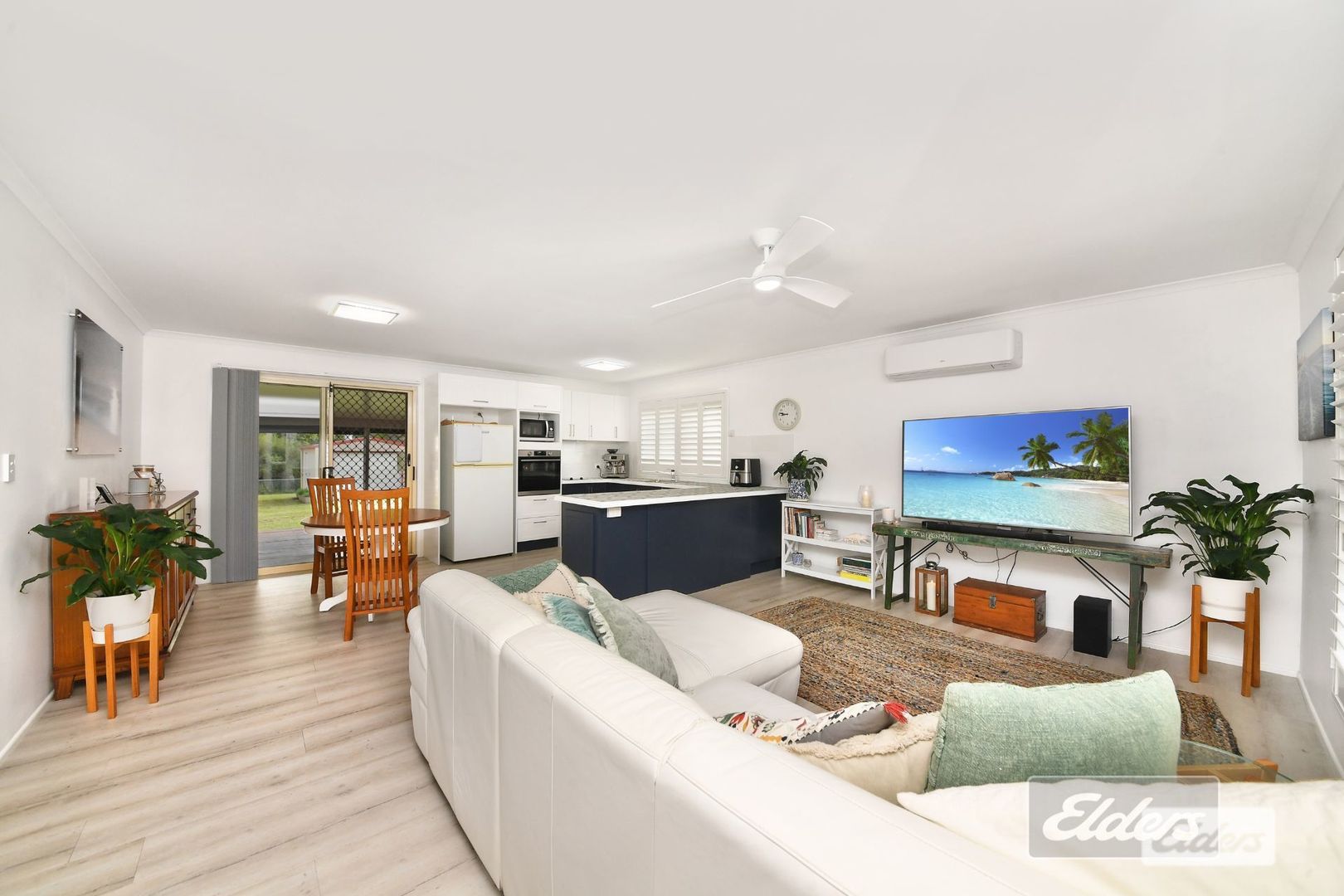 51 Golden Hind Avenue, Cooloola Cove QLD 4580, Image 2