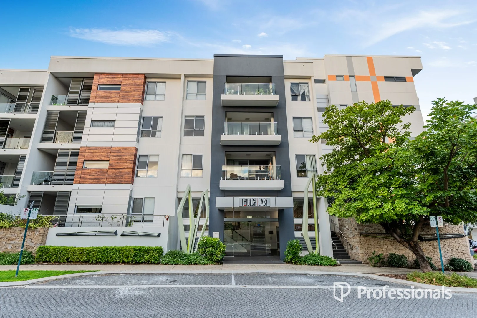 Primary image of 5/9 Hawksburn Road, Rivervale WA 6103