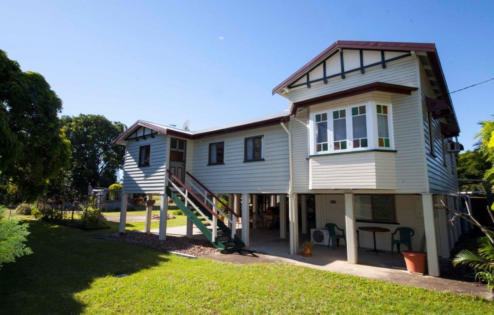 646 Walkers Point Road, Walkers Point Property History & Address