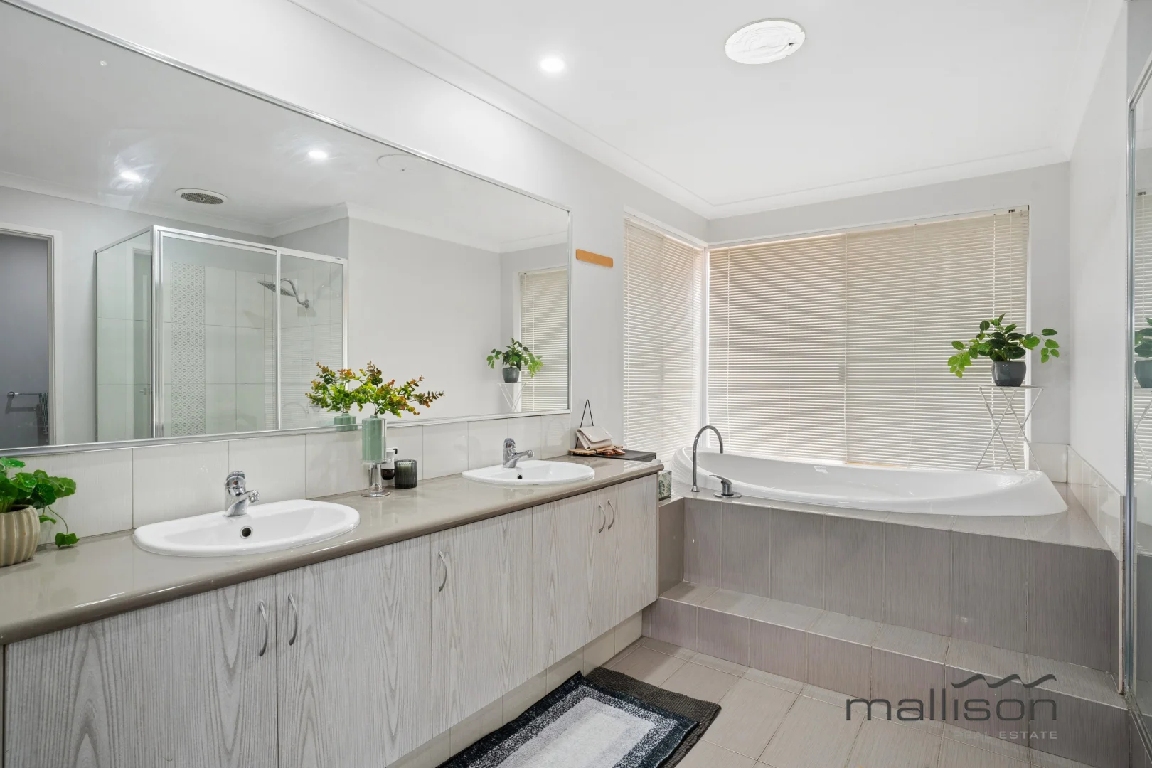 Additional image 13 of 39 Holstein Court, Oakford WA 6121