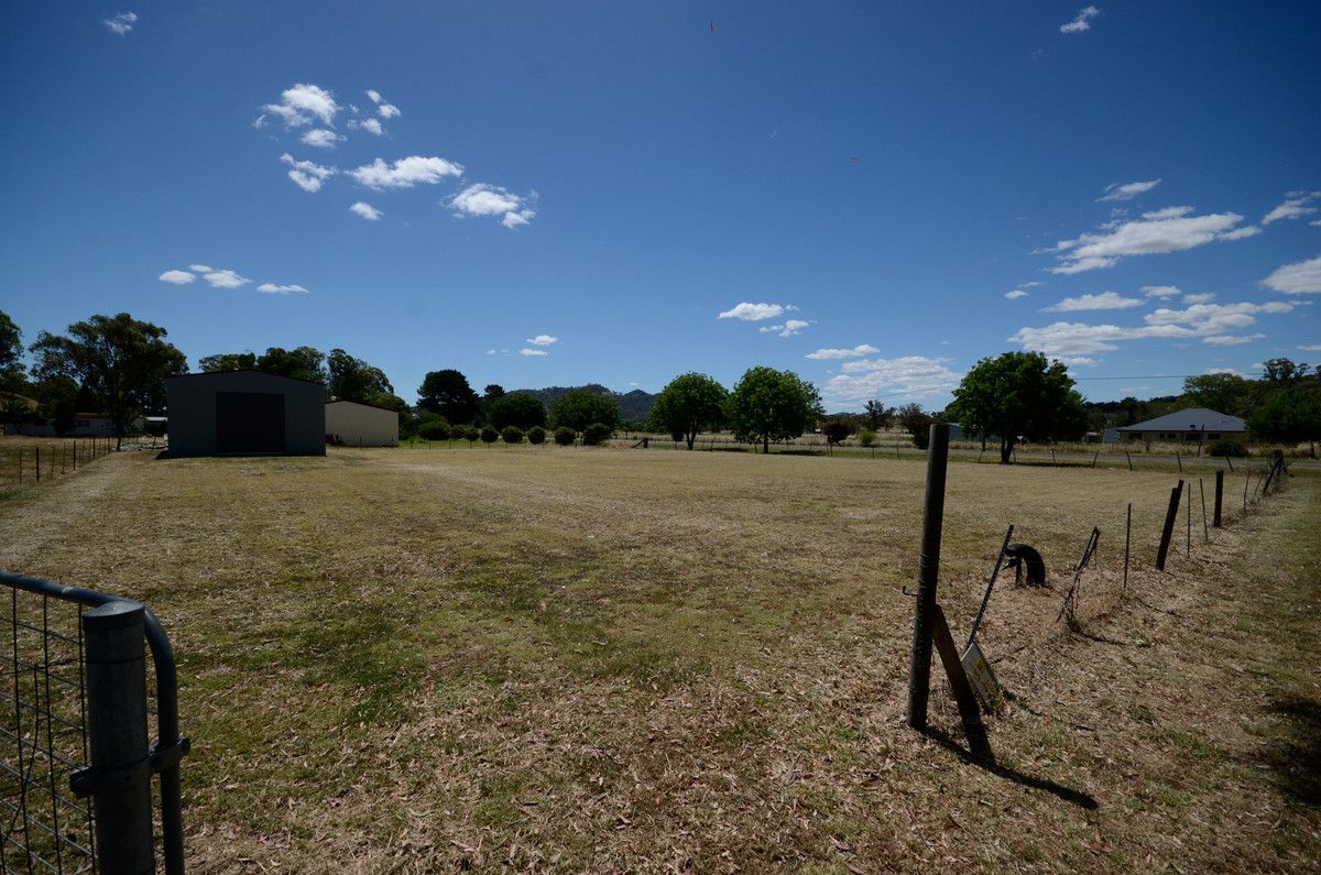 40 Maria Street, Wallabadah NSW 2343 Domain