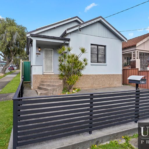 3 bedrooms House in 32 Fletcher Street CAMPSIE NSW, 2194