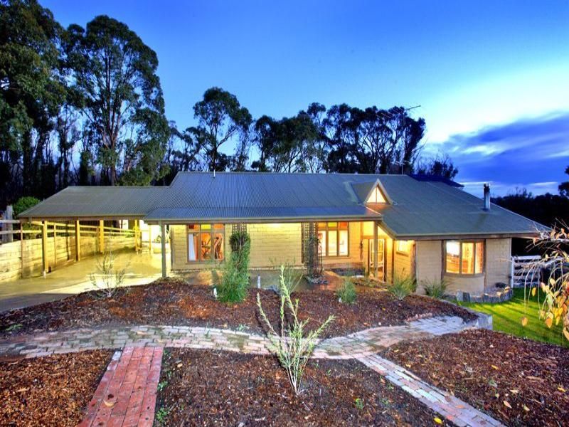 14 VISTA COURT, Heathcote Junction VIC 3758, Image 2