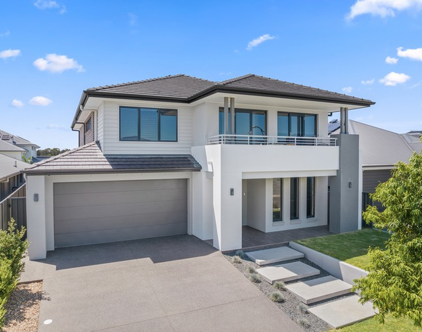 12 Eastpoint Avenue, Haywards Bay NSW 2530