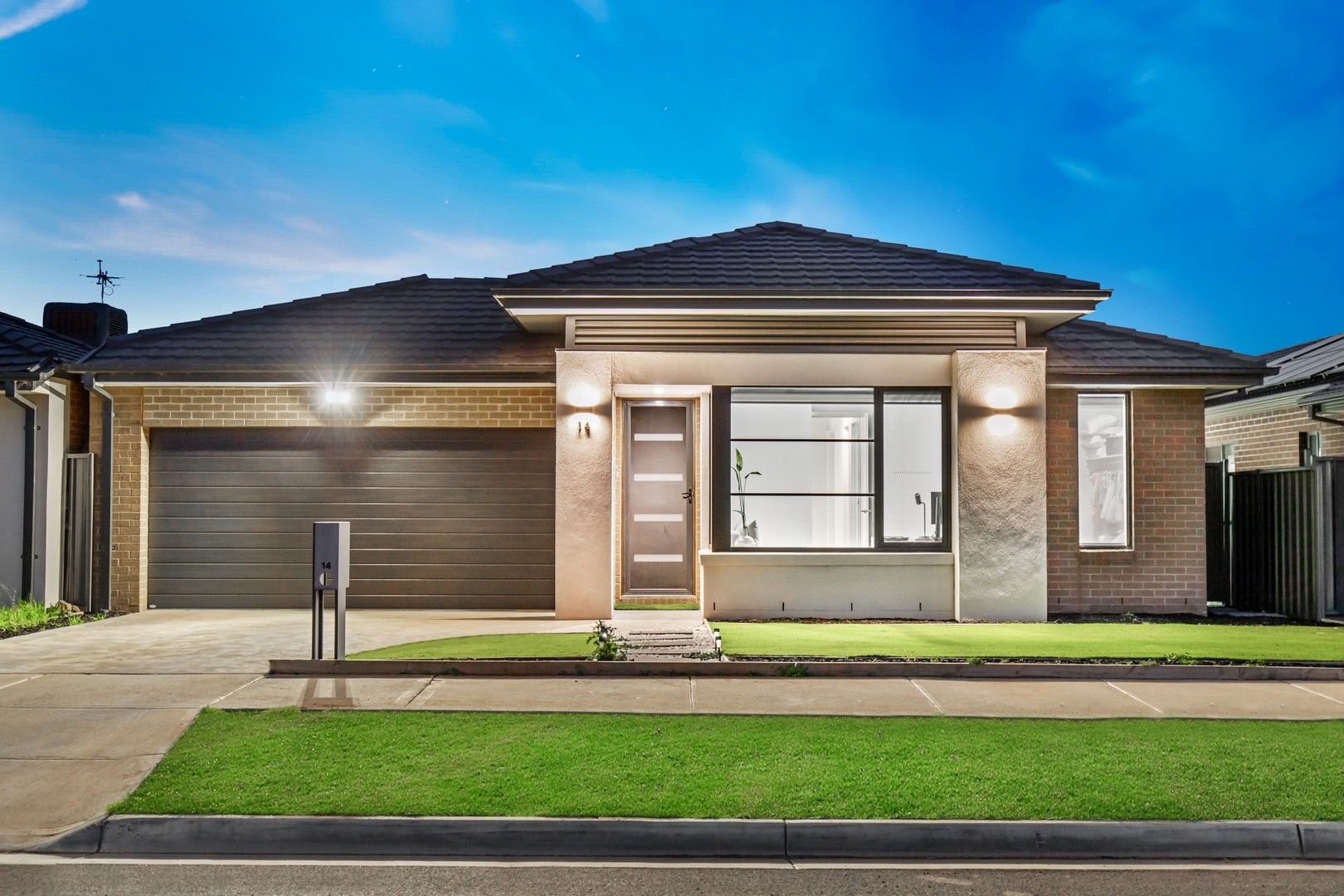 4 bedrooms House in 14 Rimmington Way ROCKBANK VIC, 3335