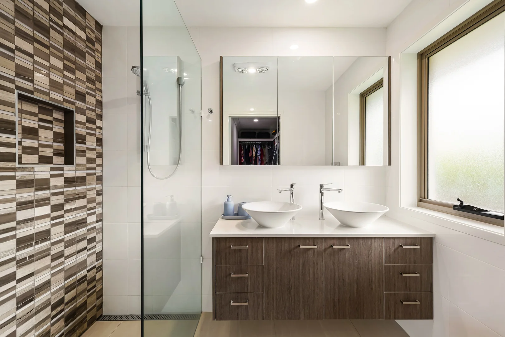 Additional image 12 of 8 Beaconsfield Drive, Burleigh Waters QLD 4220