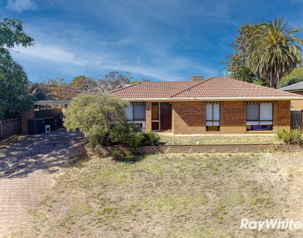 13 Palm Avenue, Spring Gully VIC 3550