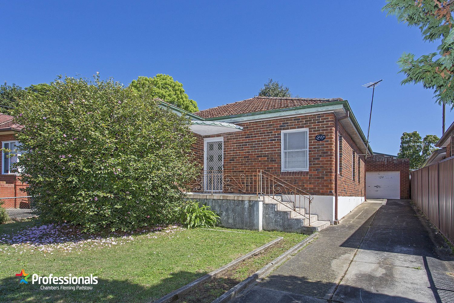 20 Lesley Avenue, Revesby NSW 2212, Image 0
